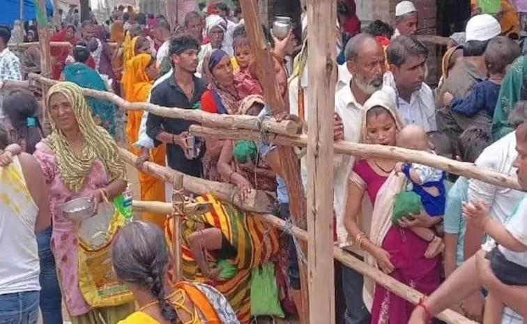 Huge Crowd Reached Dargah