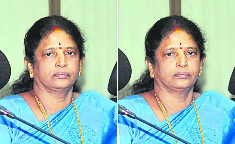 Former YSRCP MP Vanga Geeta countered Sharmila