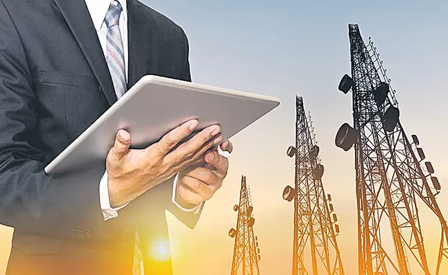 Industry ARPU to exceed decadal high of Rs 225 in FY26 driven by 5G usage, tariff hike