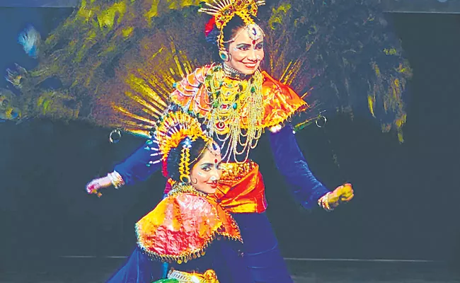 Amazing dance performance in Rabindra Bharathi