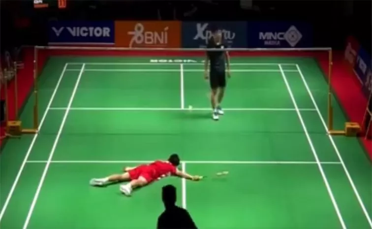 17 Year Old Chinese Player Died With Cardiac Arrest During A Badminton Match In Indonesia