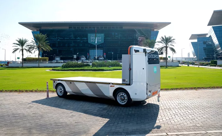 First Driverless Trucks in Dubai, Complete Initial Tests