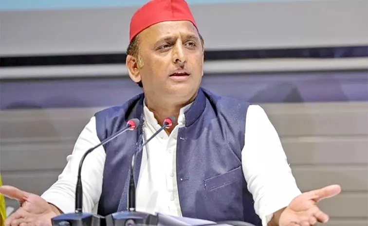 SP MP Akhilesh Yadav Interesting Comments Over Central Govt