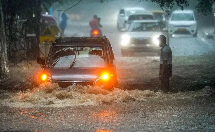 Heavy Rain in Delhi-NCR