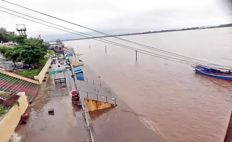 Third Flood Alert For Godavari Water At Bhadrachalam