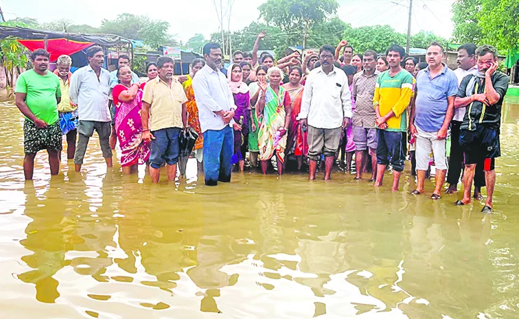 The second danger warning is ongoing at Godavari