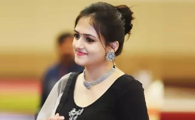 Singer Harika Narayan 