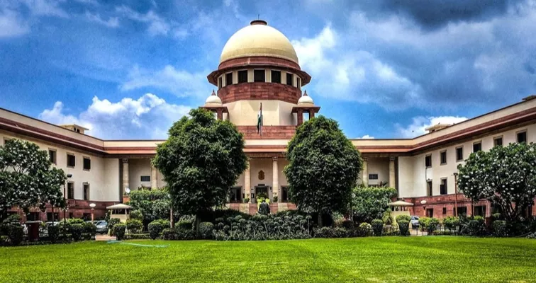 Supreme Court Criticized The Centre For Delaying Decisions On Pension For Retired Army Captain