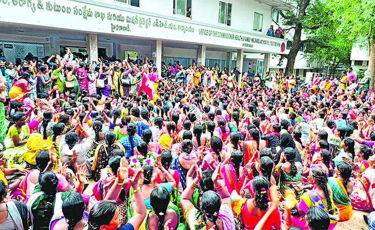 asha workers protest in hyderabad