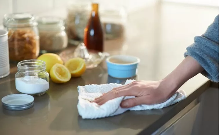 These Things Should Never Clean With Lemons In The Kitchen