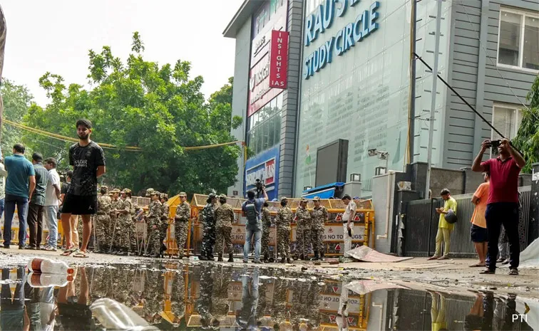 Delhi Civic Body A Joke: High Court Summons Official Over Coaching Centre Case
