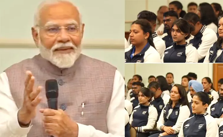 PM Modi Interacts With Indian Contingent For Paris Olympics 2024