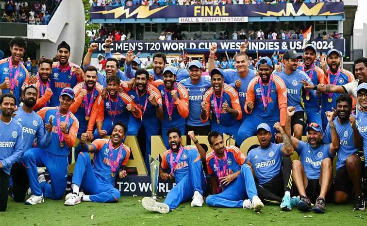 Maharashtra Chief Minister Announces Rs 11 Crore Reward For T20 World Cup-Winning Team India