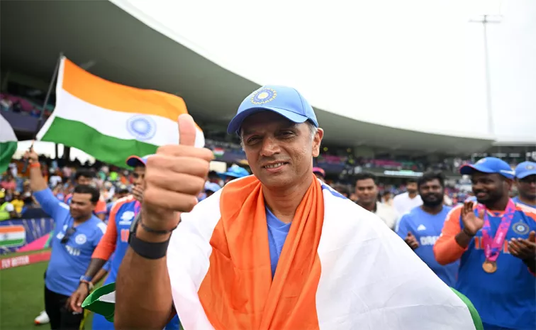 Rahul Dravid for Bharat Ratna? Sunil Gavaskar urges govt to bestow