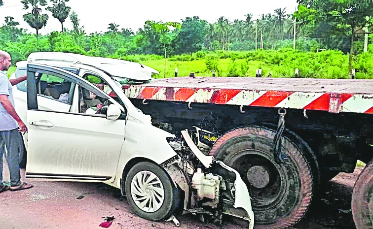 Road Accident in Eluru district