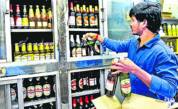 Pressure on wineshop owners to carry goods: telangana