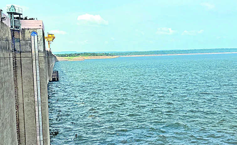 Nagarjuna Sagar Water Released From Left Canal on August 02