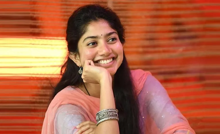 Sai Pallavi dubs for 'Amaran' in Mumbai