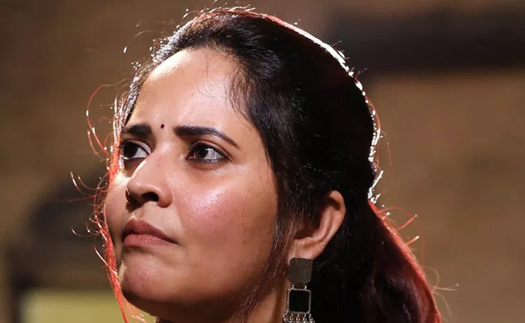  Anasuya Bharadwaj Shares Latest Pics From Movie With Horrific Stills