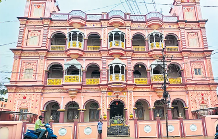 One Hundred Year Old Gandharva Mahal Is Unique In Achanta In West Godavari District