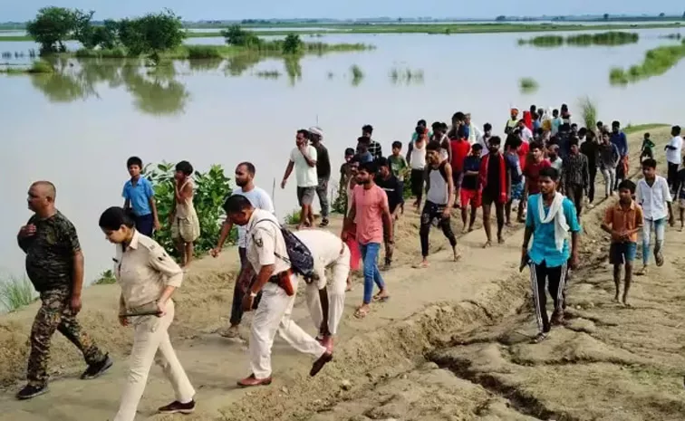 Boat Sank in Bagmati River of Khagaria