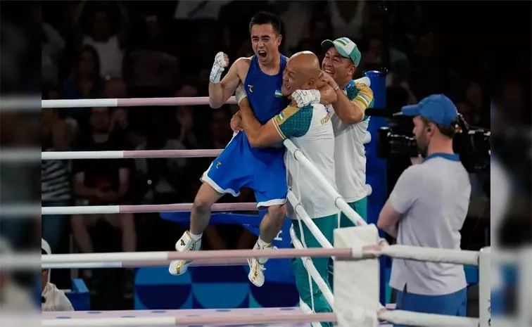 Team GB medics save Uzbekistan boxing coachs life