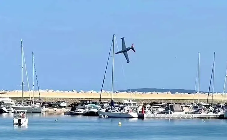 Pilot Dies After Jet Plunges Into Sea During Airshow In France