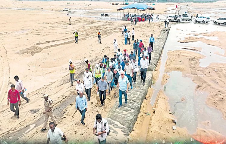 International Expert Committee Report to CWC on Polavaram Diaphragm Wall