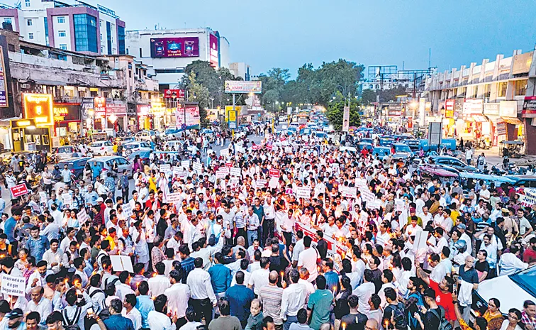 Protests continue across West Bengal, CBI steps up action