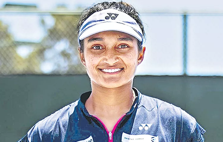 Sahaja debut on the WTA Tour