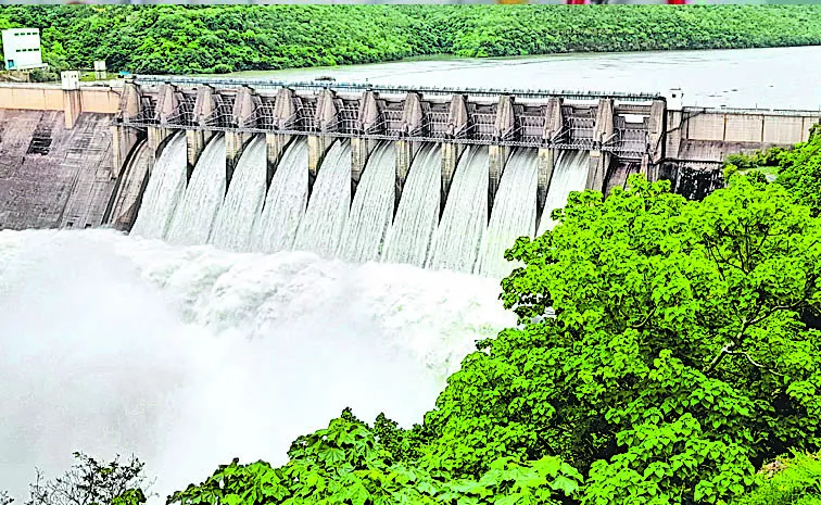 Water Level Reaches To Dead Storage At Nagarjuna Sagar Project