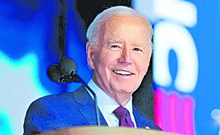 Joe Biden to pass torch to Kamala Harris in bittersweet convention farewell