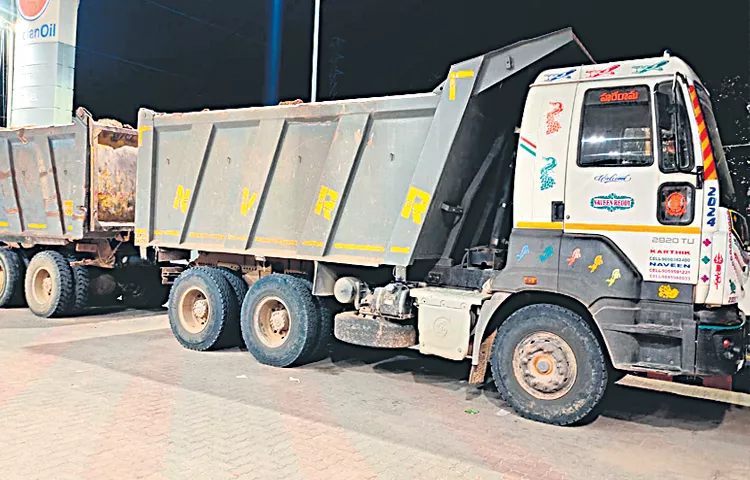 MLA Varadarajulareddy sand tippers siege