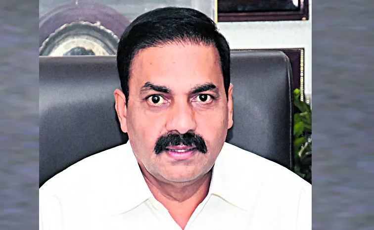 Kakani Govardhan Reddy Fires On Somireddy Chandra Mohan Reddy