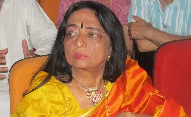 Bharatanatyam Doyen Yamini Krishnamurthy Passes Away