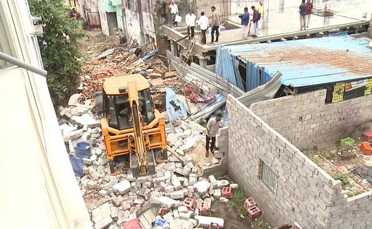 Hydra Demolition In Ramnagar