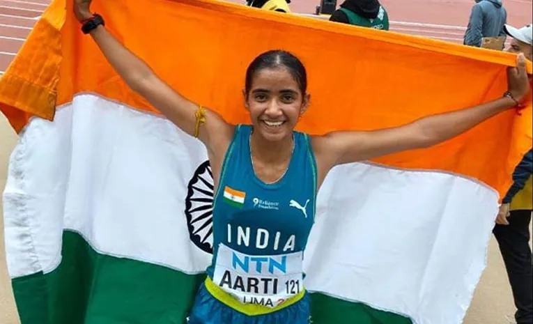 Aarti rewrites national record to clinch bronze in women's 10000m race walk event