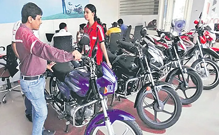 Two-wheeler industry expects robust growth in upcoming festive season