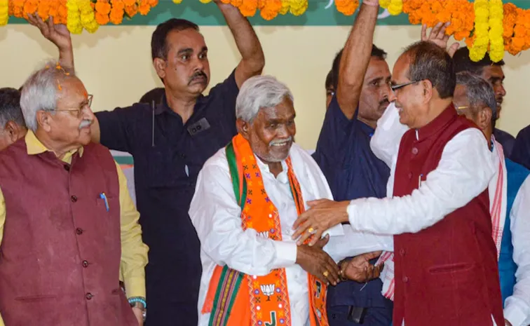 Former Jharkhand CM Champai Soren joins BJP ahead of assembly elections in Jharkhand