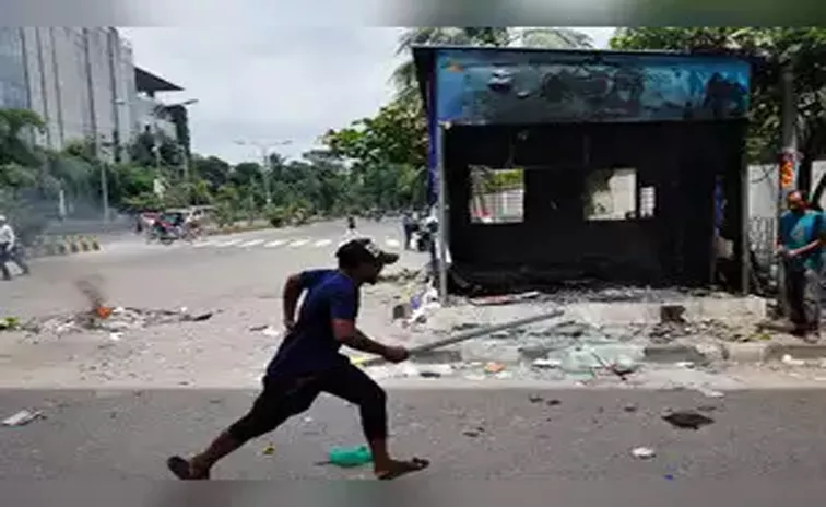 Violence Erupted In Bangladesh Again 32 Killed