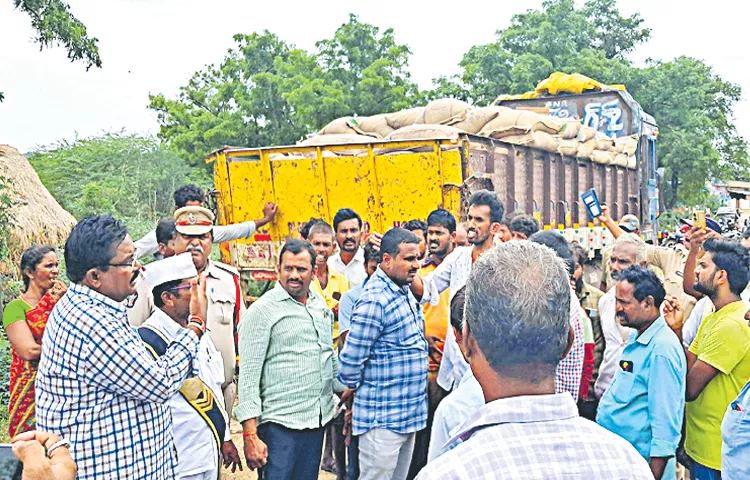 Beheading of TDP leaders in Indlacheruvu of Prakasam district