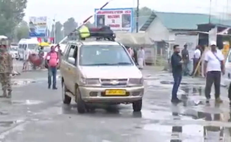 Amarnath Yatra Suspended Along Baltal Route Due To Inclement Weather