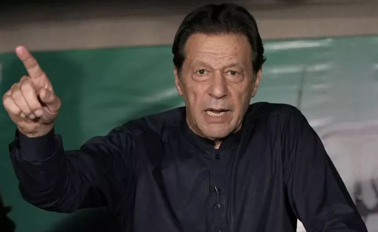 Imran Khan Said Pakistan Army Should Apologize to me