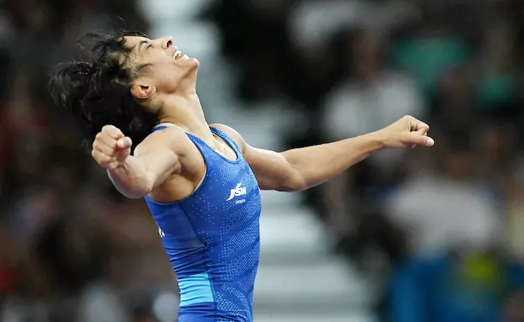 Olympics 2024: Vinesh Phogat Beats Tokyo Olympics GOLD Medalist Round 16