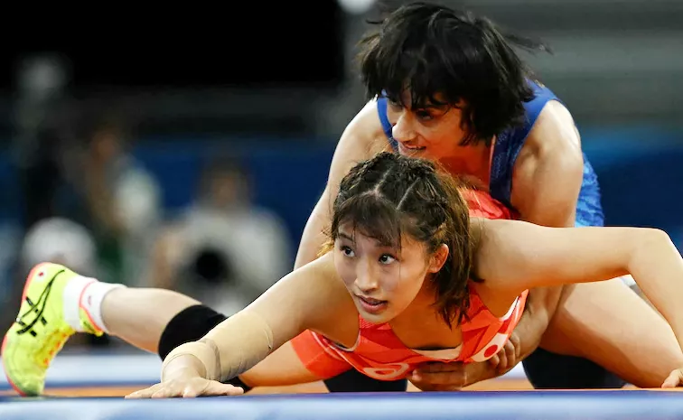  Olympics 2024: Vinesh Phogat Storms into her first Olympic Semi-Finals