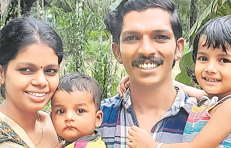 Bhavna Helped By Childs In Wayanad Kerala Incident