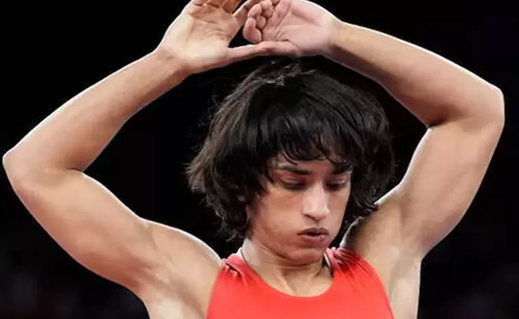 wrestler Vinesh Phogat disqualification from ParisOlympics social media reacts