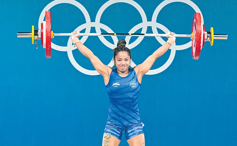 Mirabai Chanu lifts 199kg, misses bronze by a whisker