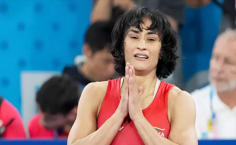 Olympics: CAS To Give Verdict on Vinesh Phogat Appeal She Hopes Joint Silver