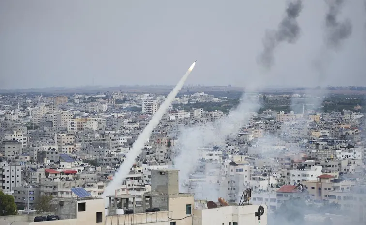 Israel-Hamas war: Israel bombs Gaza City Al-Ahli Hospital deadly attacks contiue